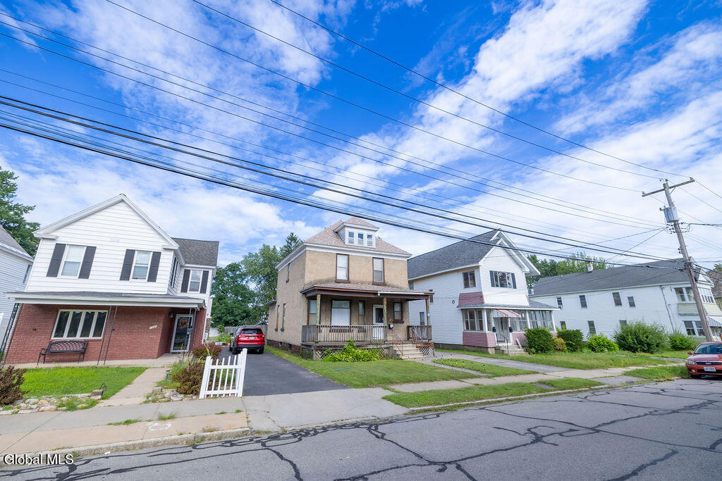 1049 Hegeman Street Schenectady NY 12306