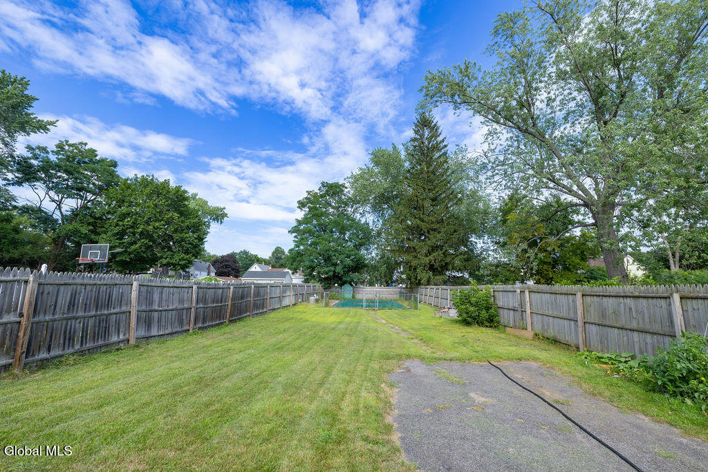 1049 Hegeman Street Schenectady NY 12306