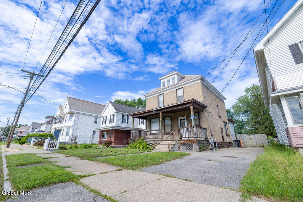 1049 Hegeman Street Schenectady NY 12306