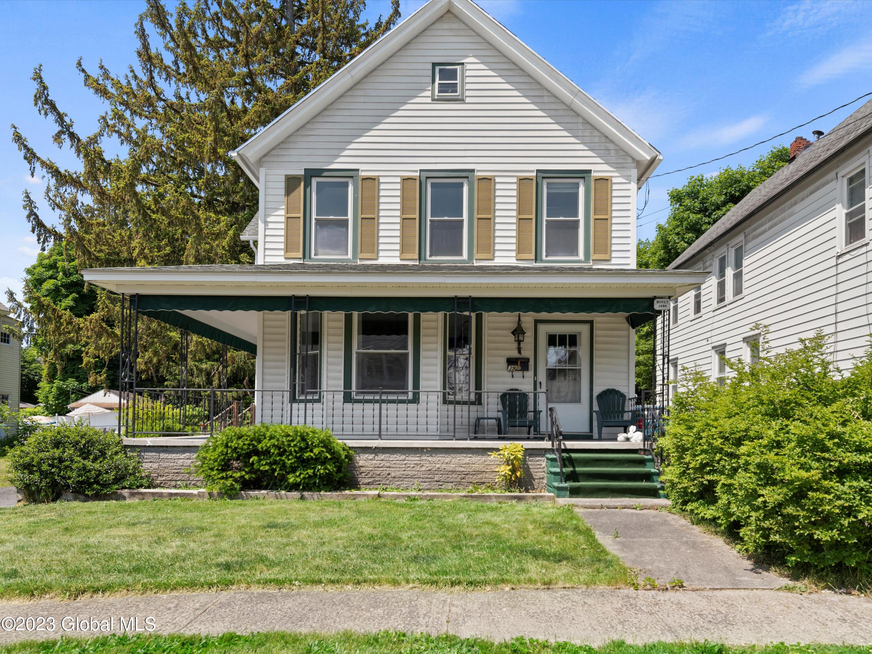 39 Pulver Avenue Ravena NY 12143