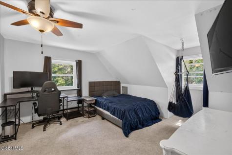 5137 Crooked Street Broadalbin NY 12025