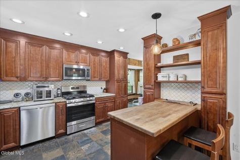 5137 Crooked Street Broadalbin NY 12025