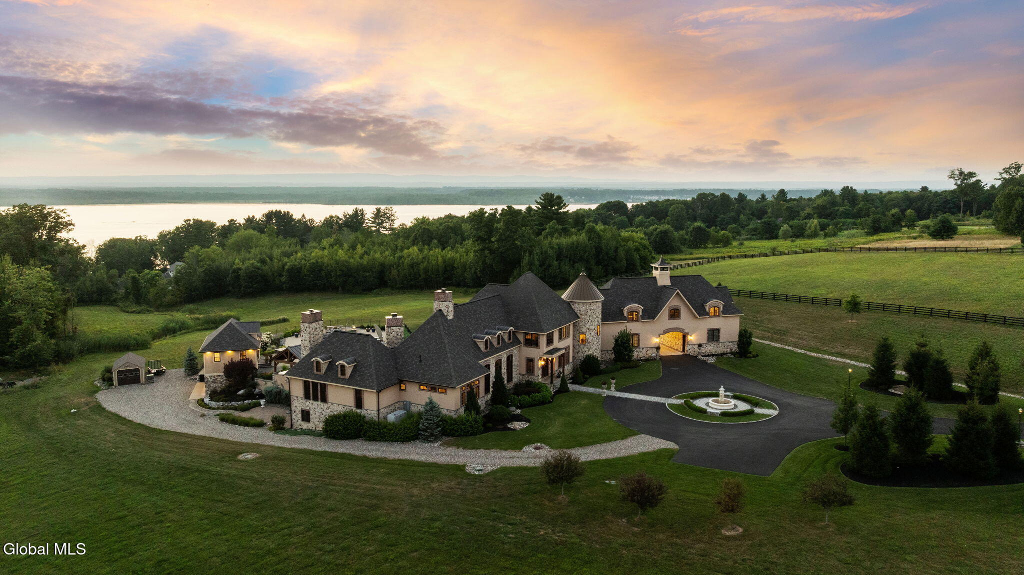 65 Brown Road Stillwater NY 12170