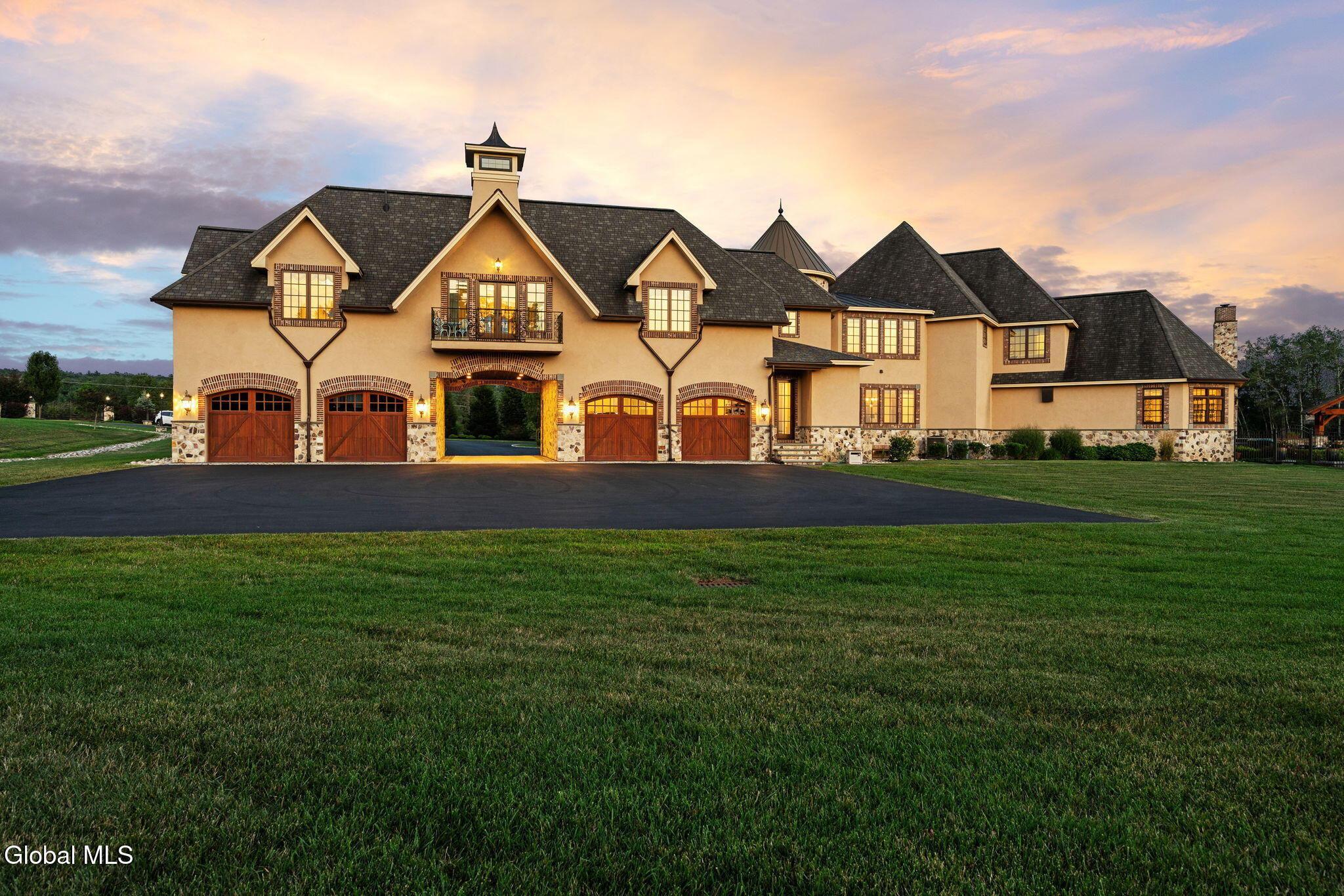 65 Brown Road Stillwater NY 12170