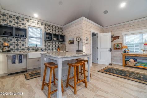 65 Brown Road Stillwater NY 12170