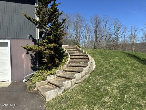 539 County Route 5a New Lebanon NY 12125