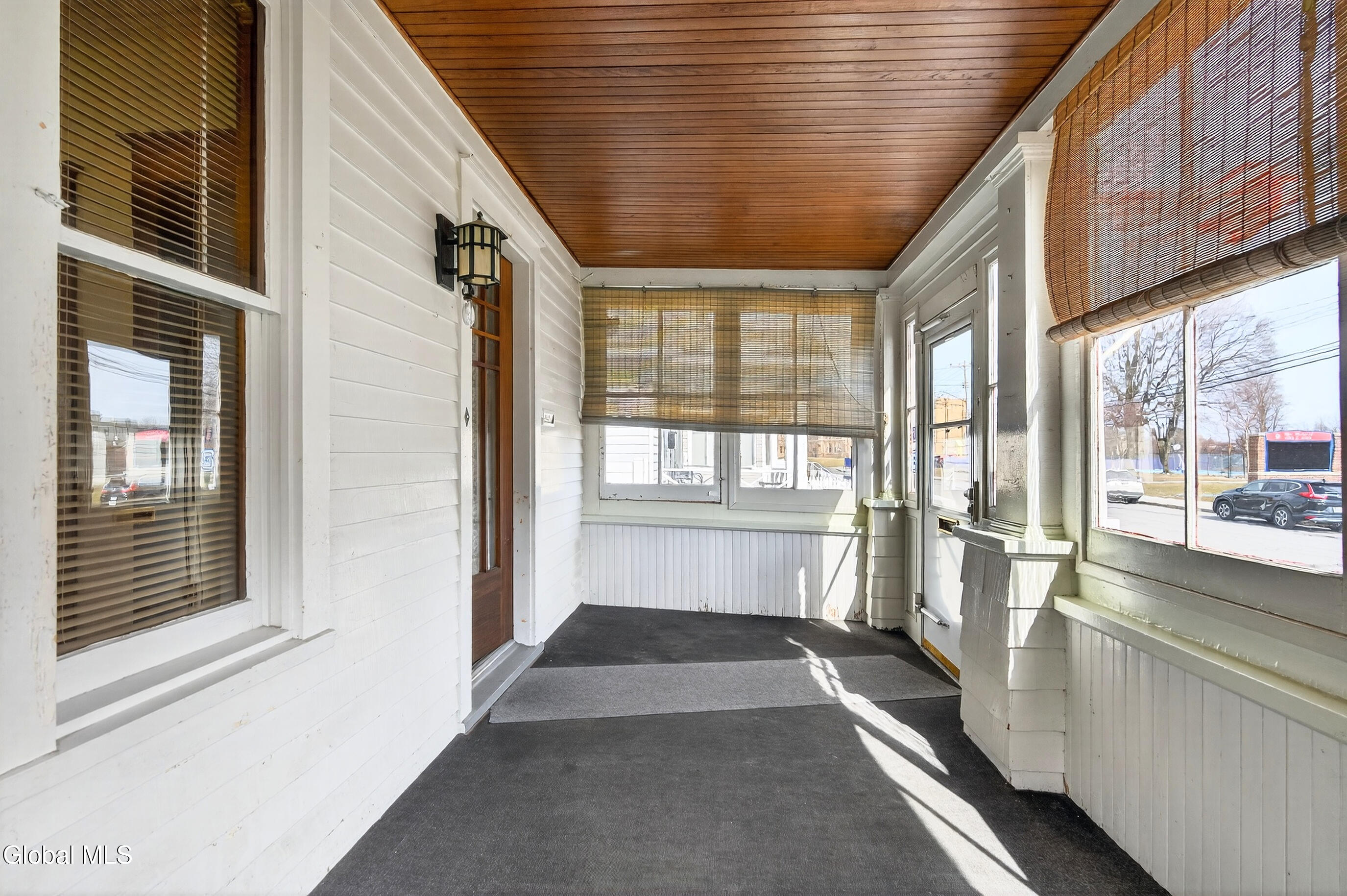 1114 Forest Road Schenectady NY 12303