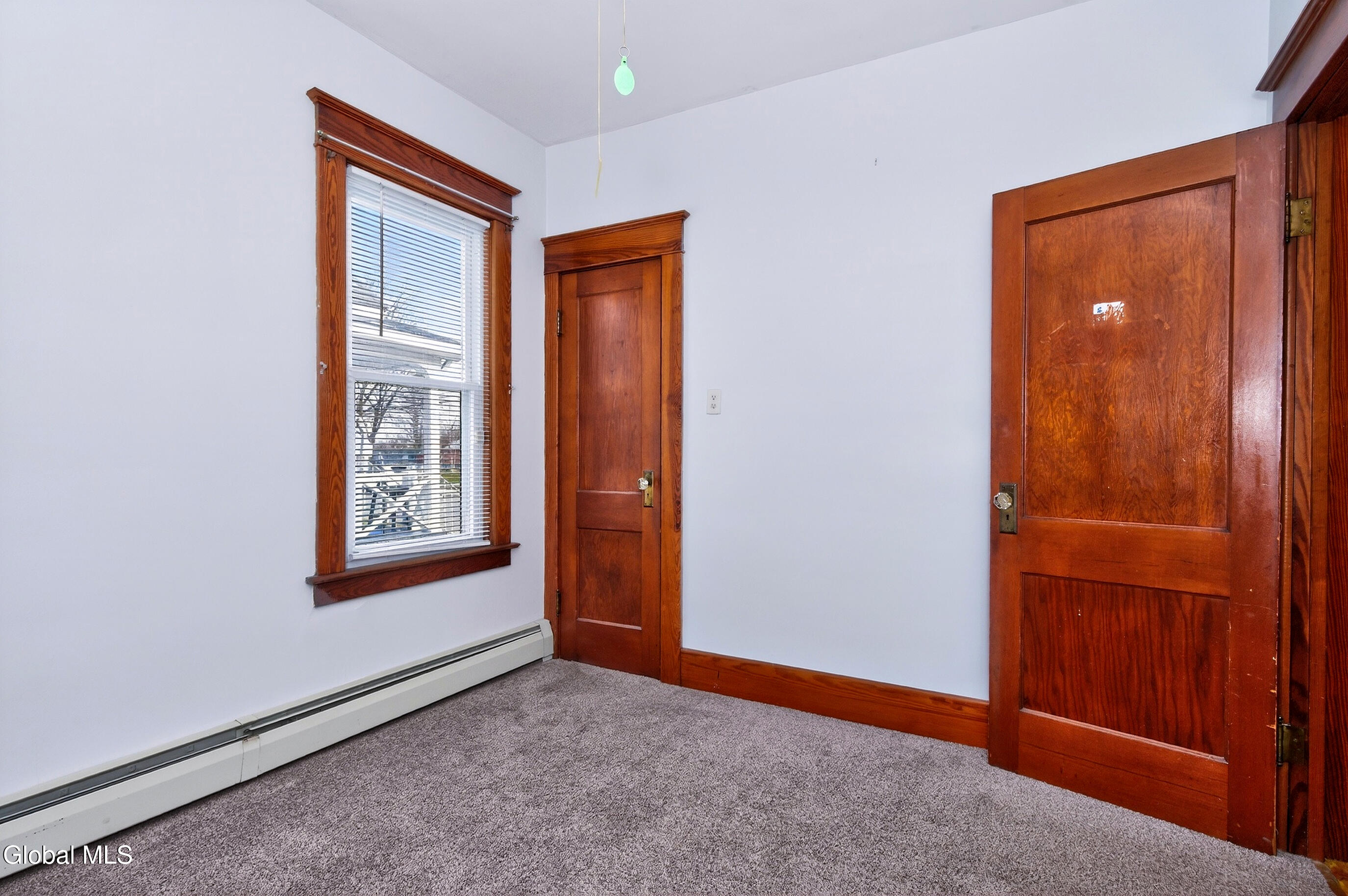 1114 Forest Road Schenectady NY 12303