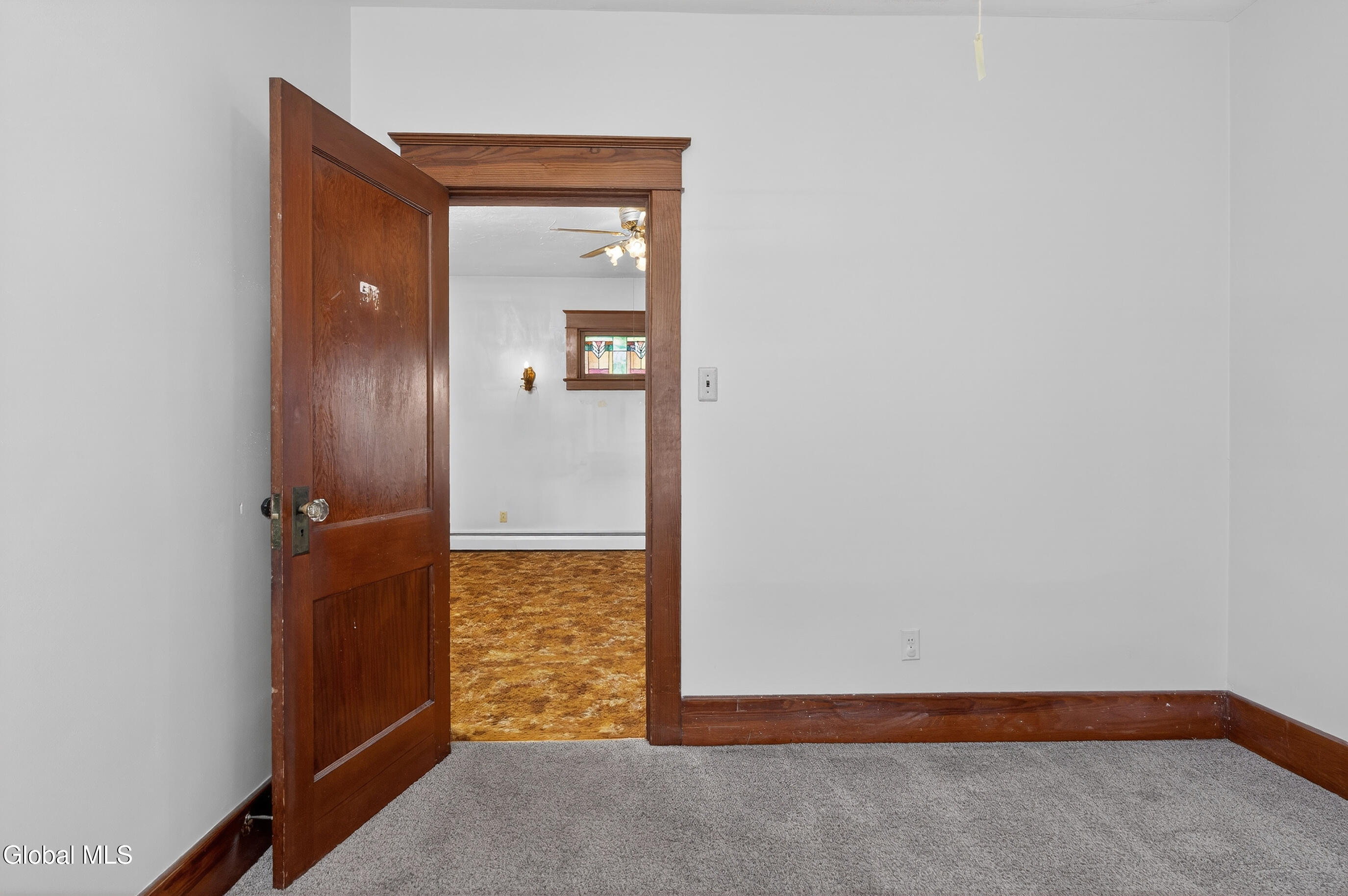 1114 Forest Road Schenectady NY 12303