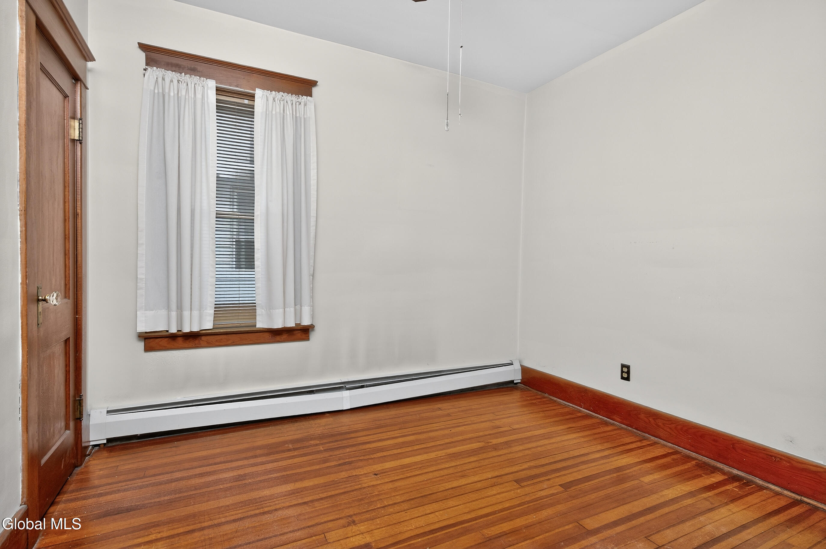 1114 Forest Road Schenectady NY 12303
