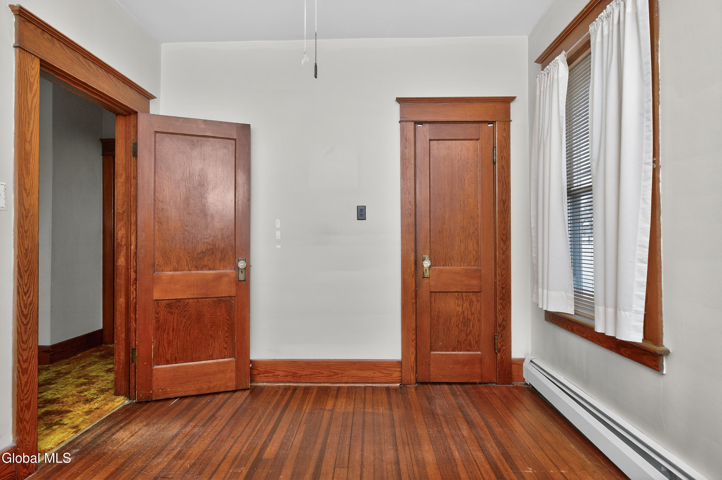 1114 Forest Road Schenectady NY 12303