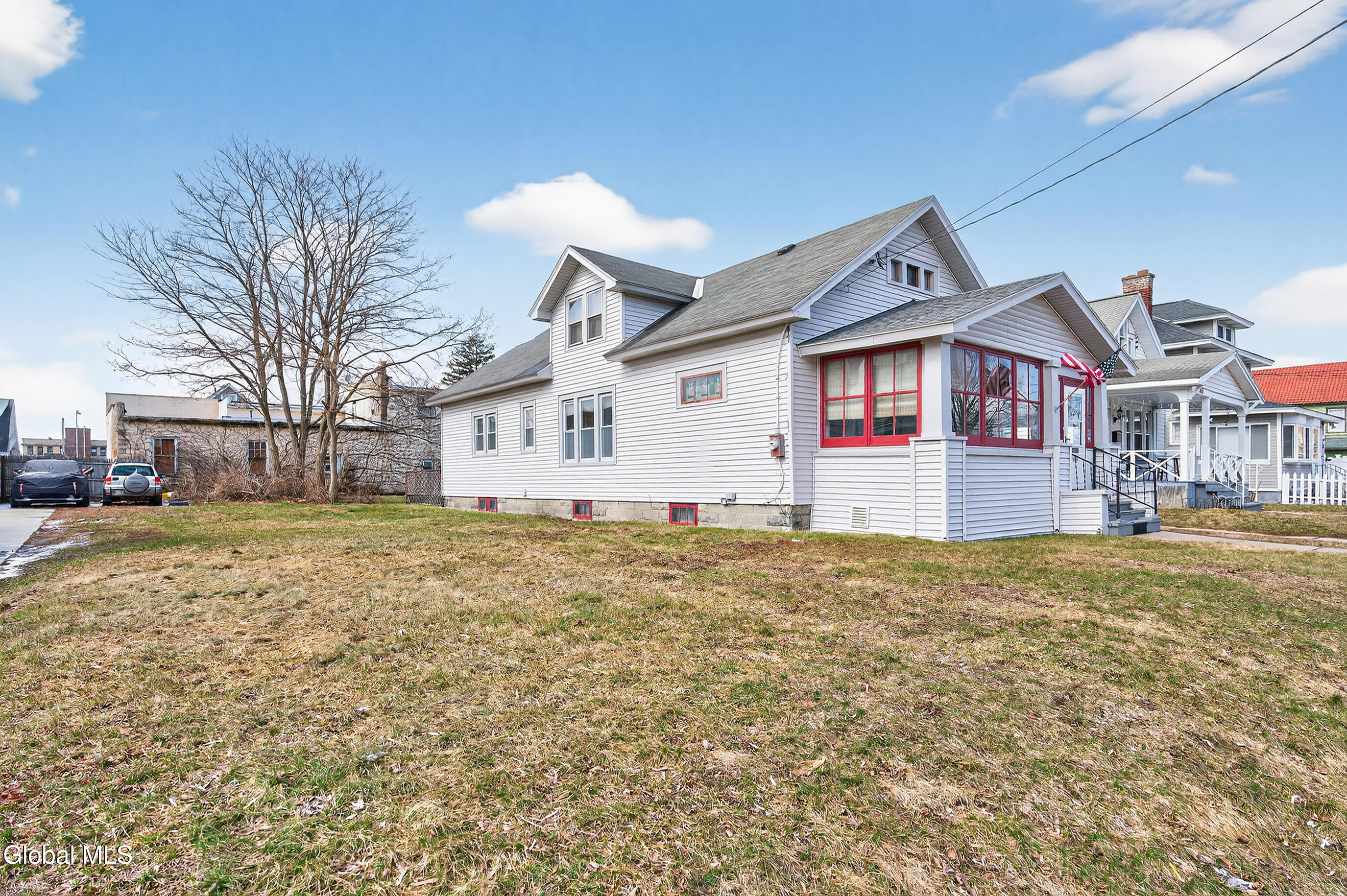 1114 Forest Road Schenectady NY 12303
