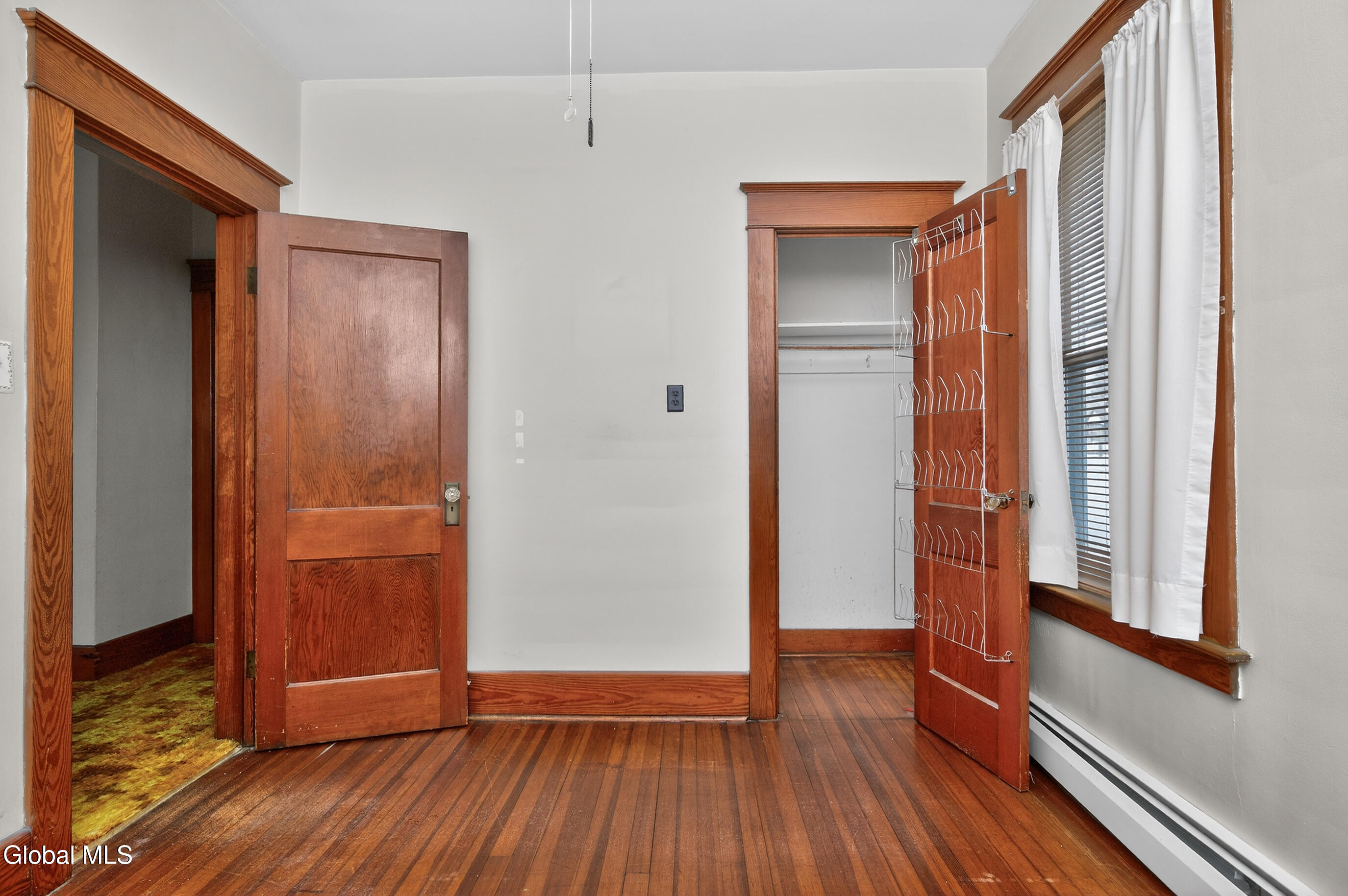1114 Forest Road Schenectady NY 12303