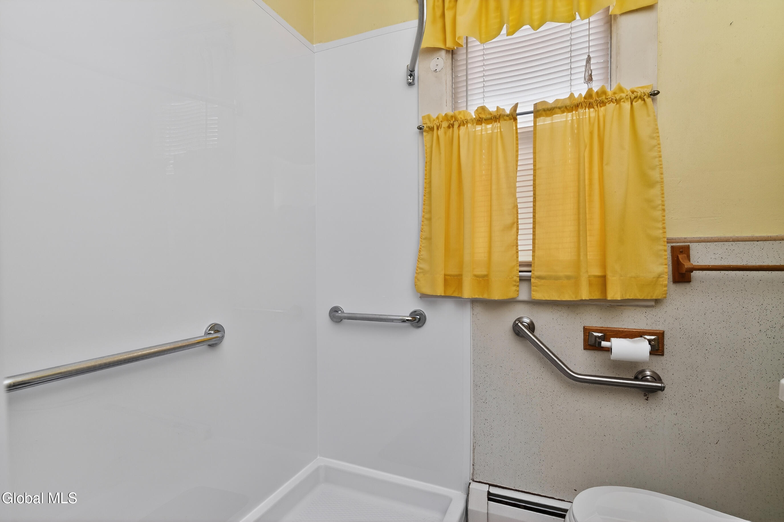 1114 Forest Road Schenectady NY 12303