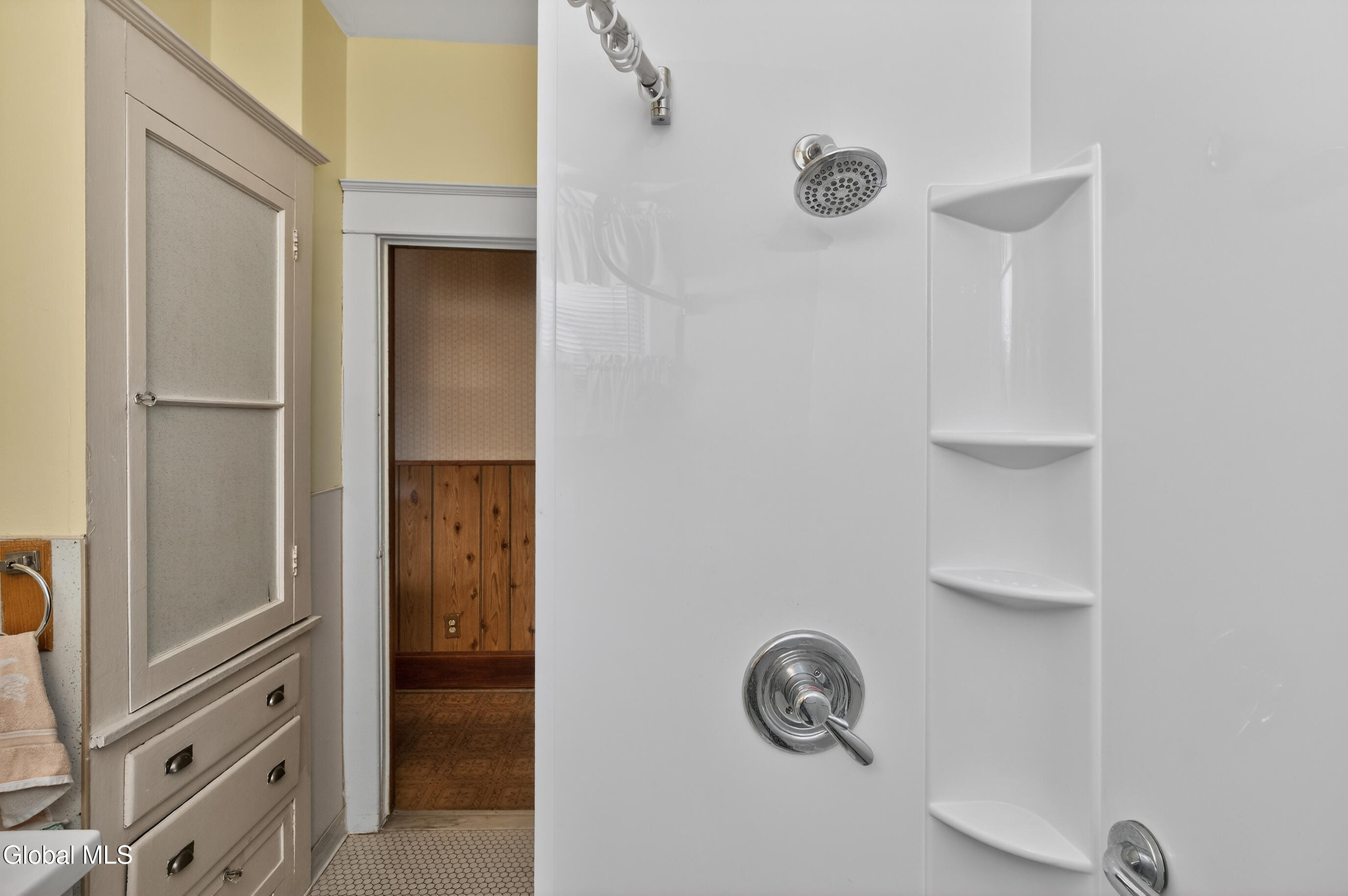 1114 Forest Road Schenectady NY 12303