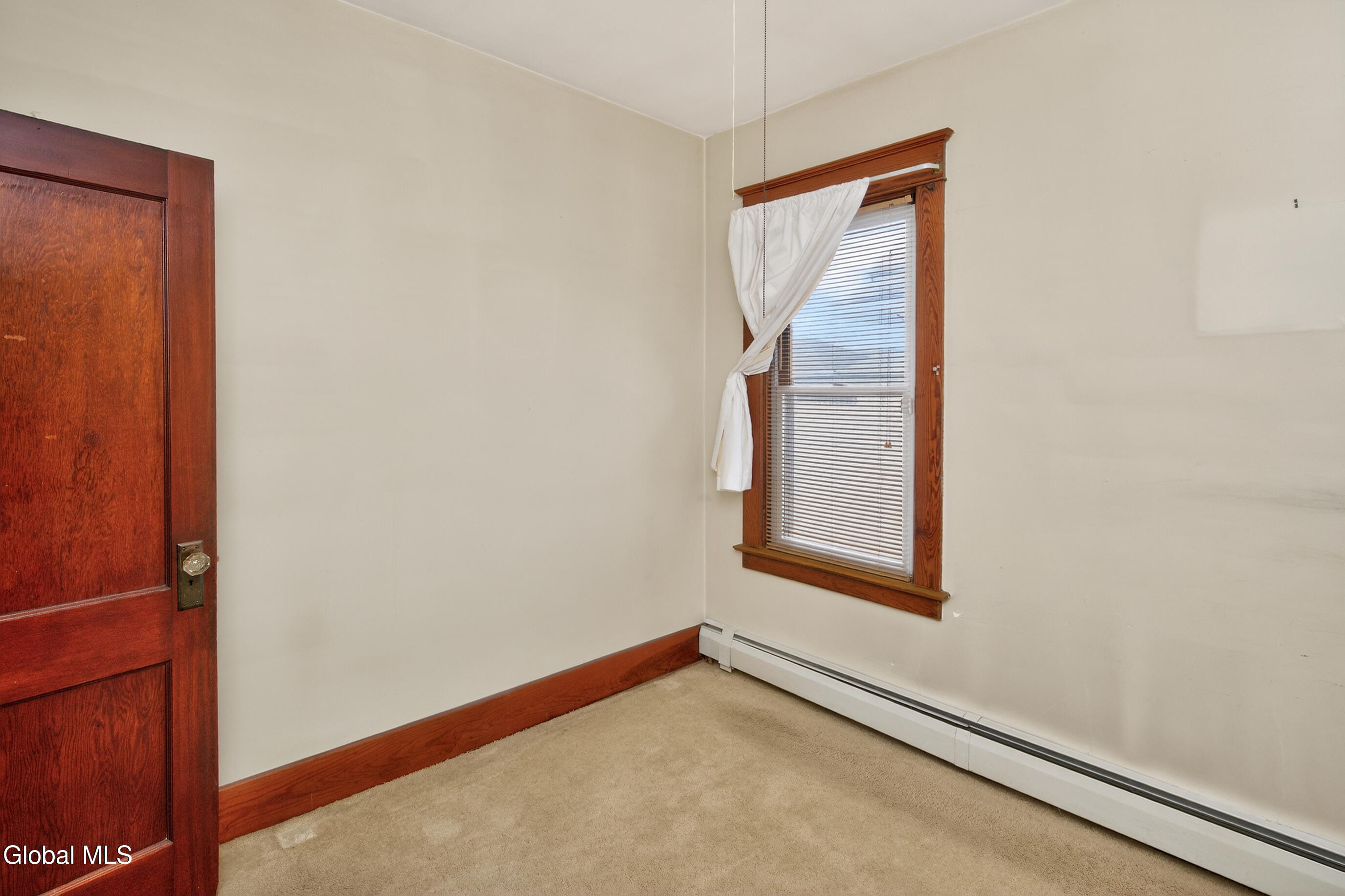 1114 Forest Road Schenectady NY 12303