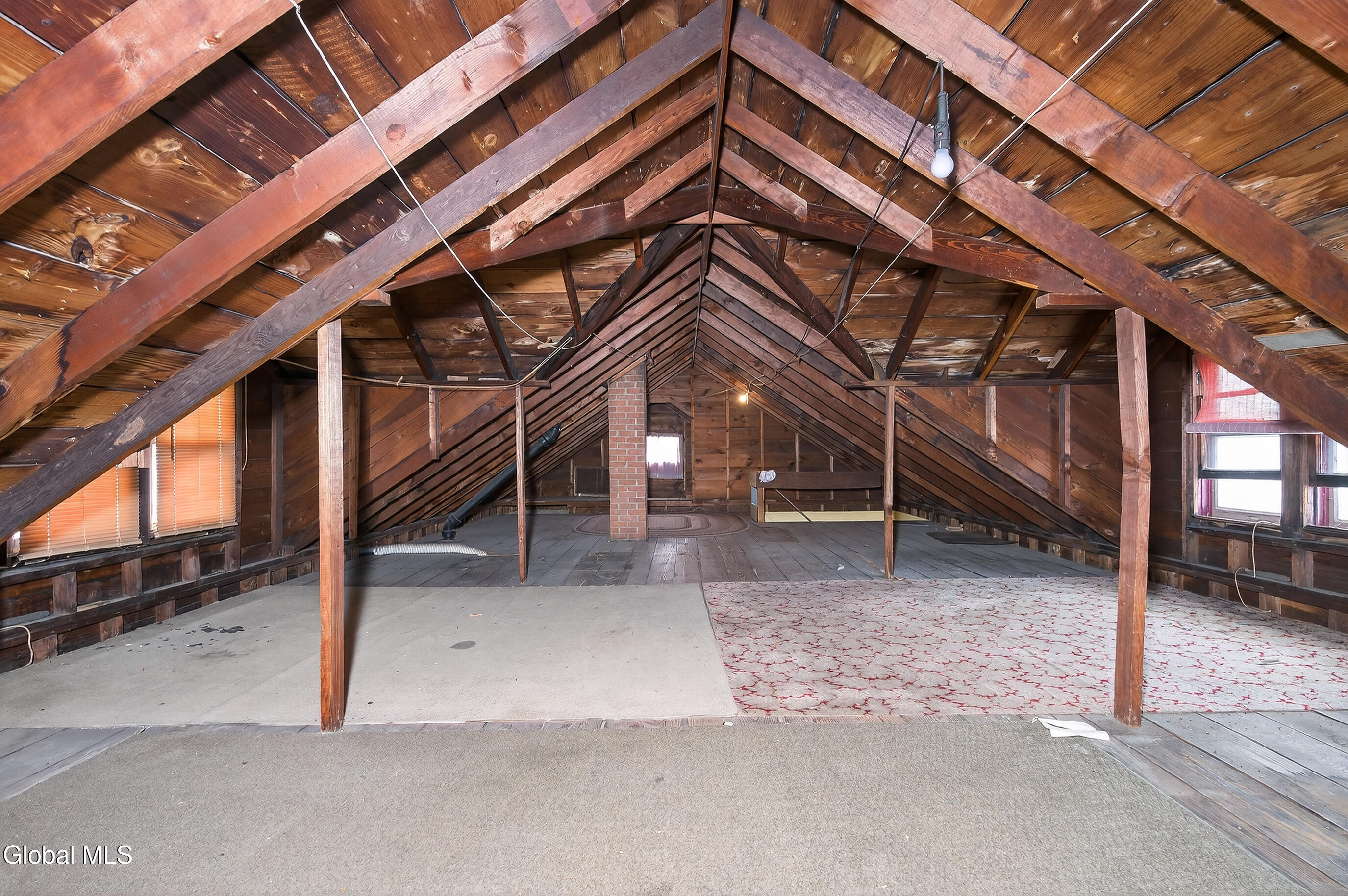 1114 Forest Road Schenectady NY 12303