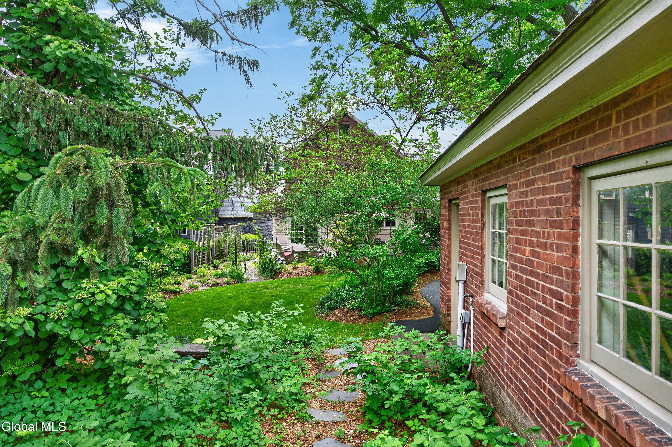 81 Brookline Avenue Albany NY 12203