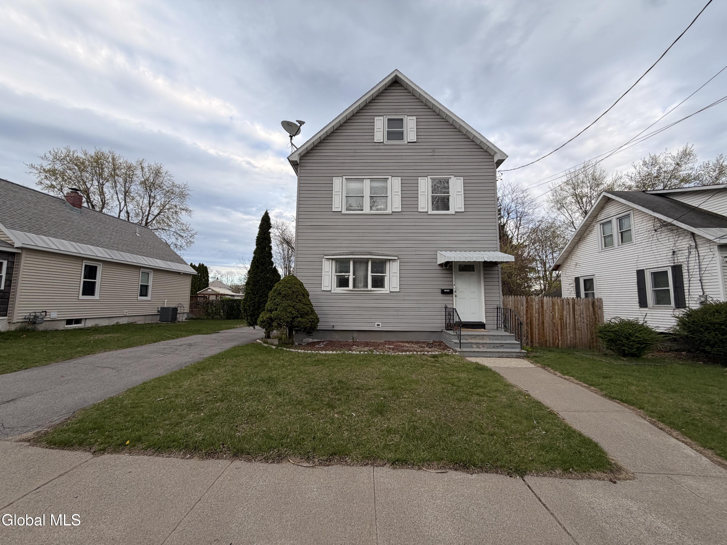 1025 Hegeman Street Schenectady NY 12306