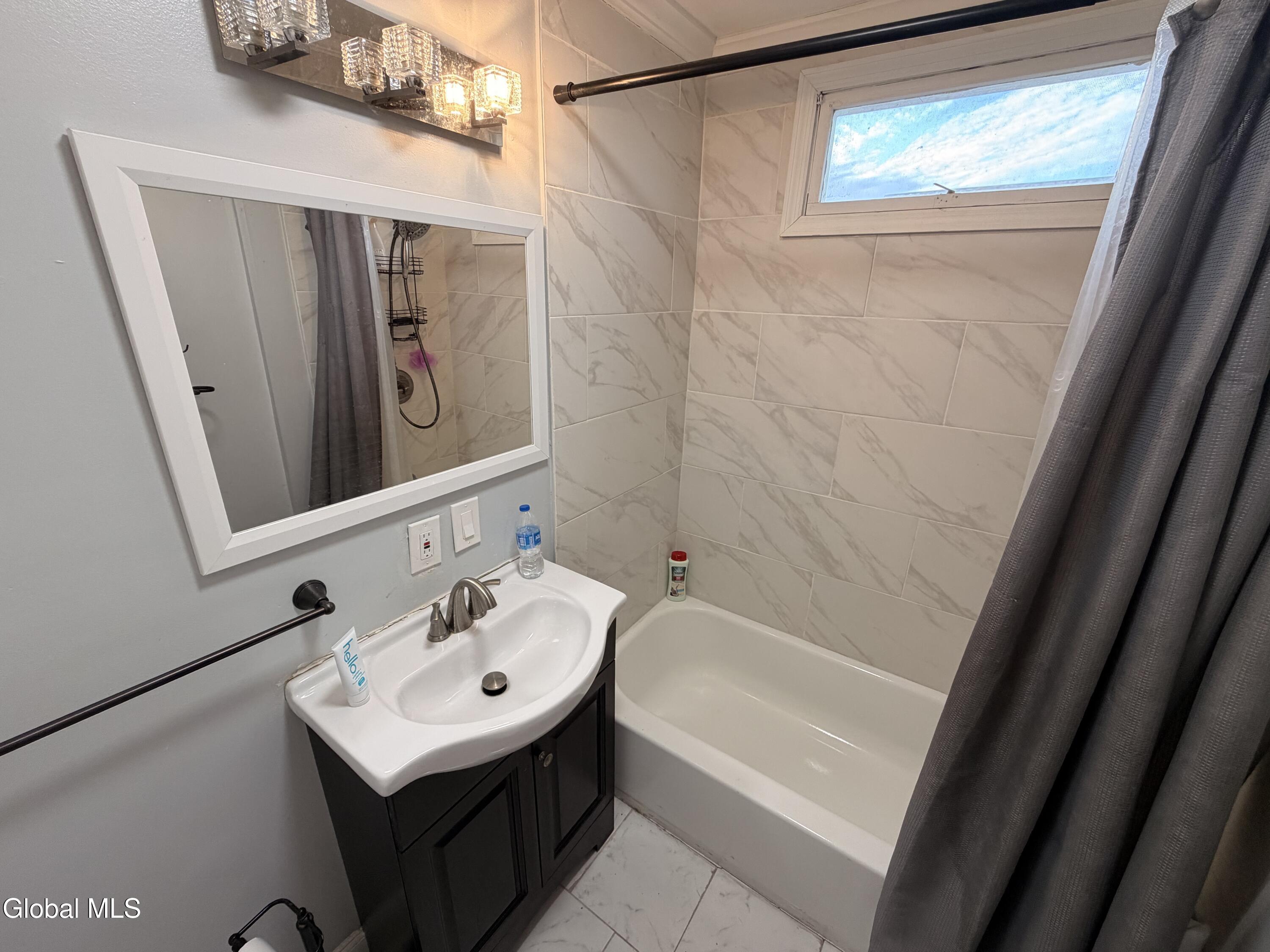 1025 Hegeman Street Schenectady NY 12306