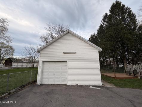 1025 Hegeman Street Schenectady NY 12306