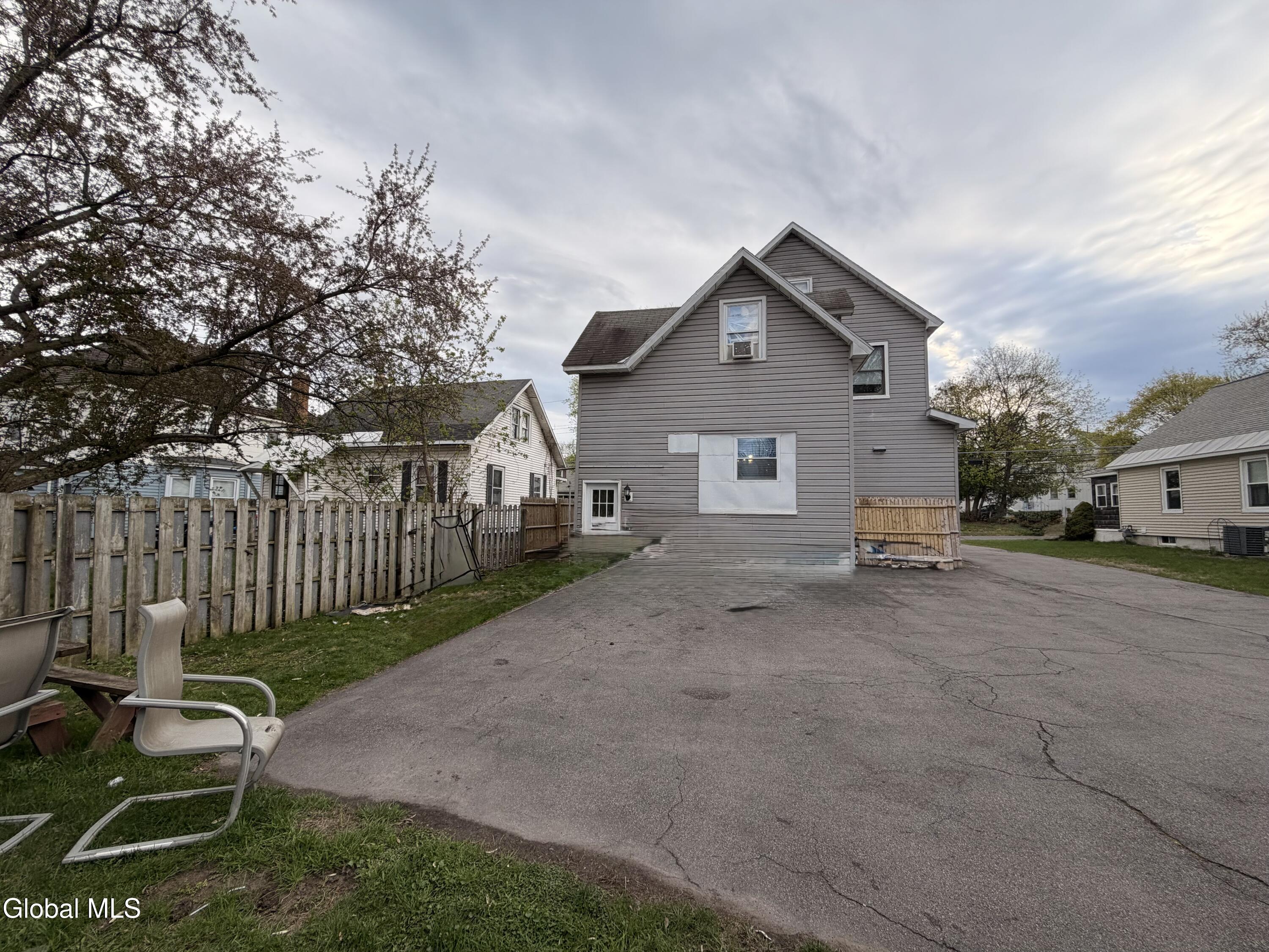 1025 Hegeman Street Schenectady NY 12306