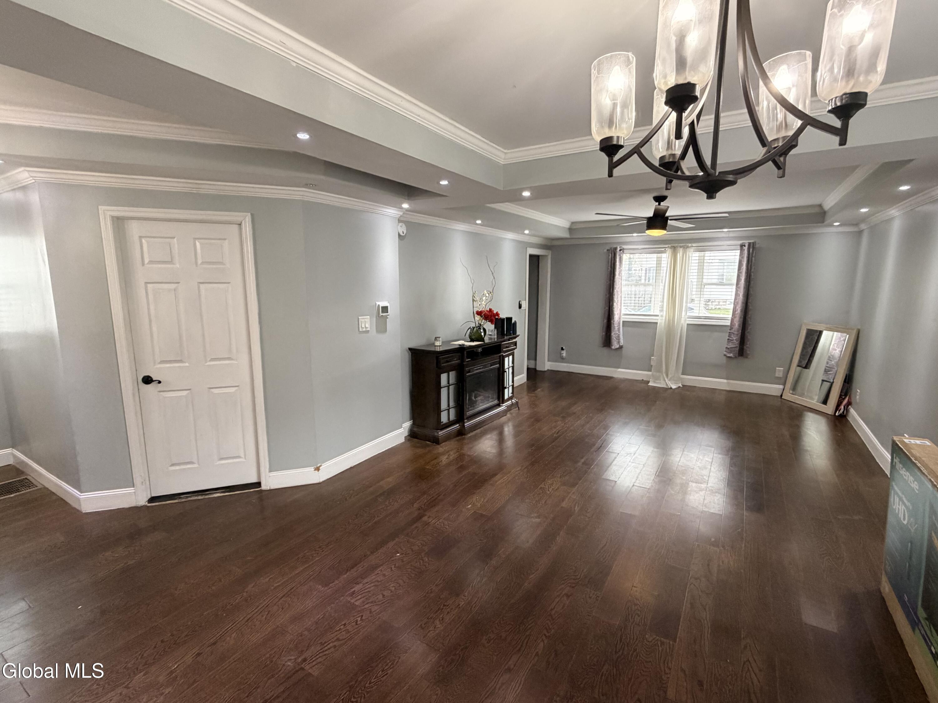 1025 Hegeman Street Schenectady NY 12306