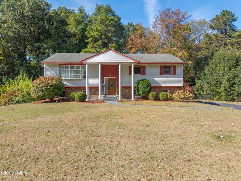 5 Northcrest Drive Clifton Park NY 12065