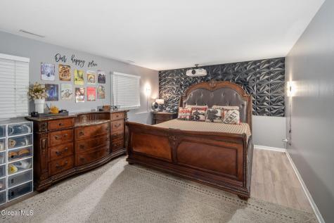 5 Northcrest Drive Clifton Park NY 12065