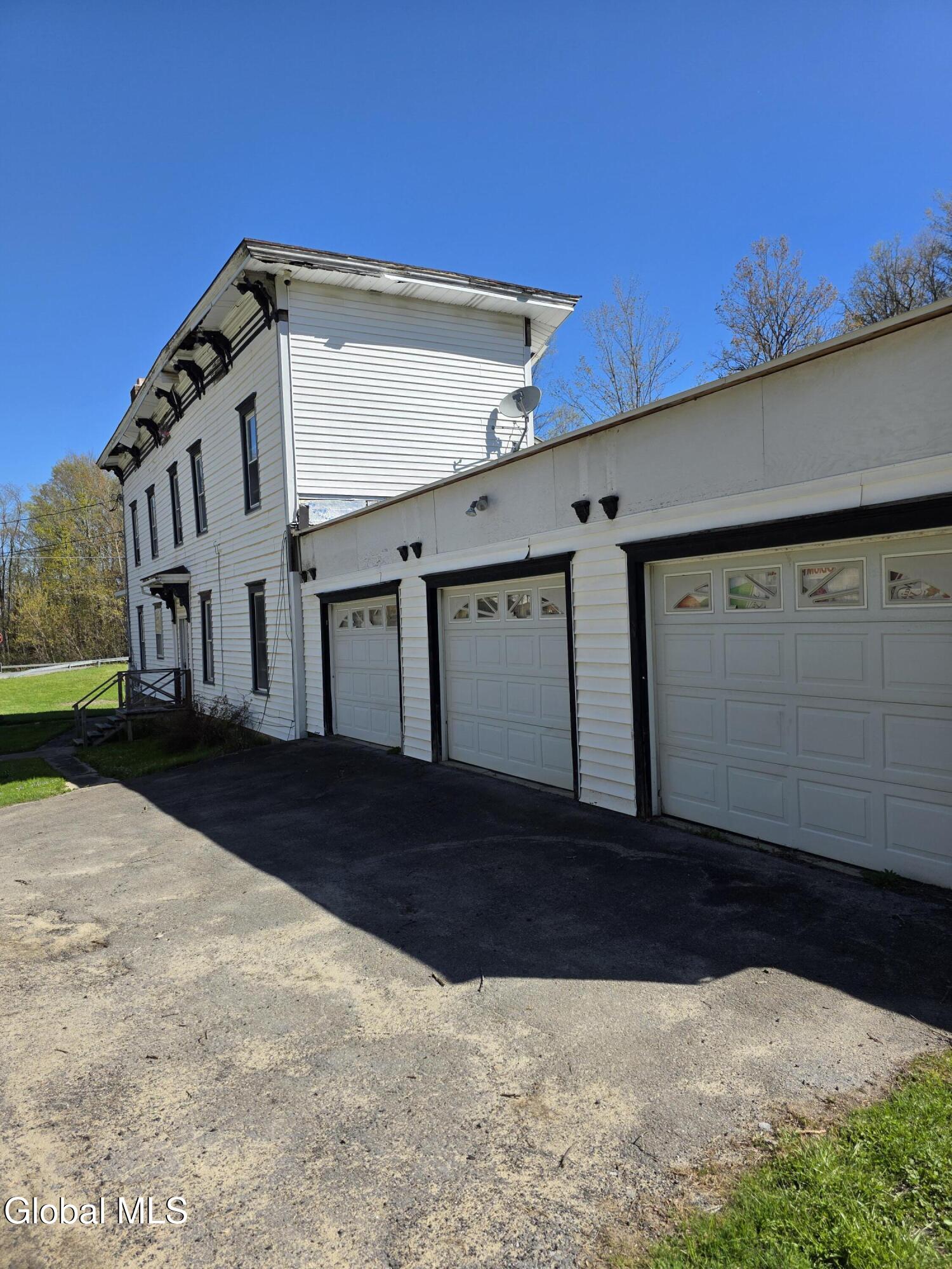 105 Hartman Road Pattersonville NY 12010