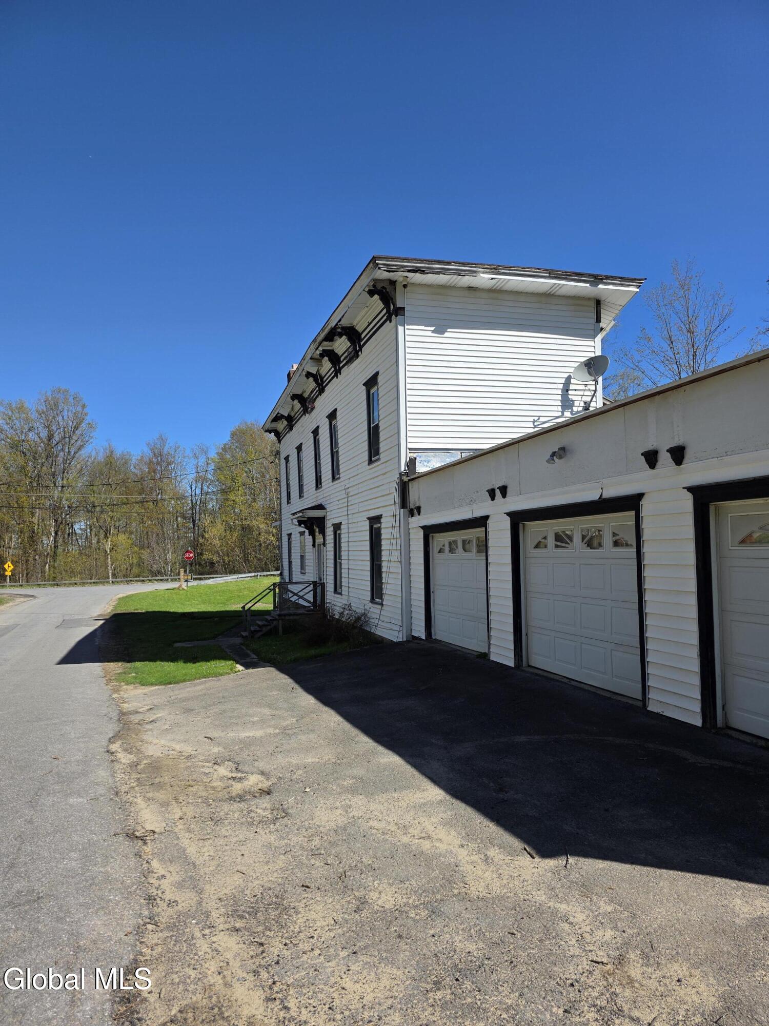 105 Hartman Road Pattersonville NY 12010