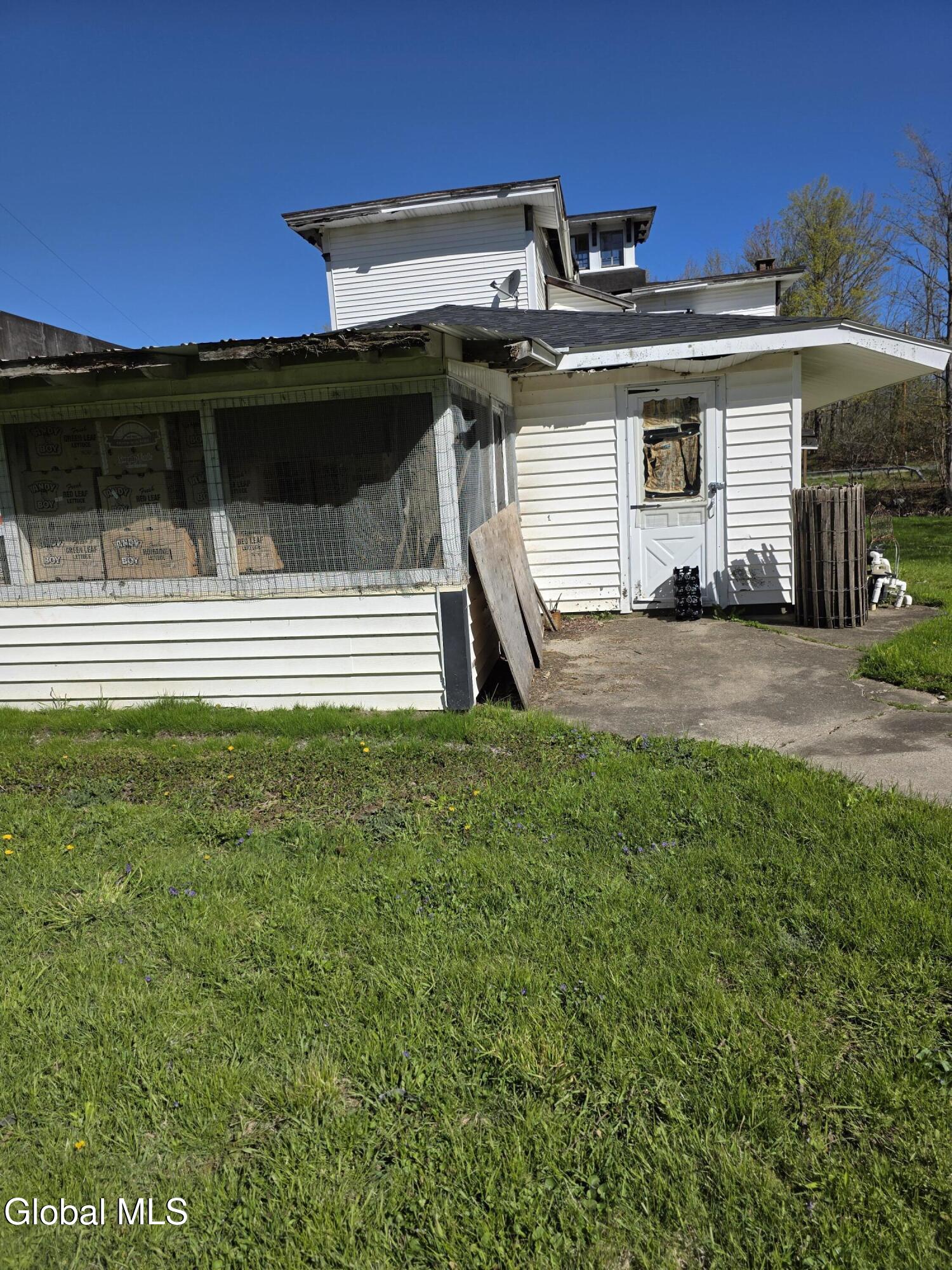 105 Hartman Road Pattersonville NY 12010