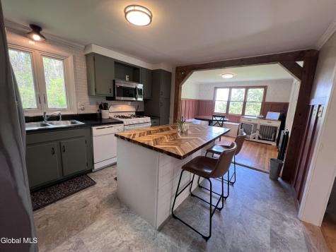 205 Deepkill Road Troy NY 12182