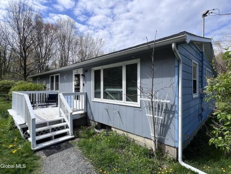 205 Deepkill Road Troy NY 12182