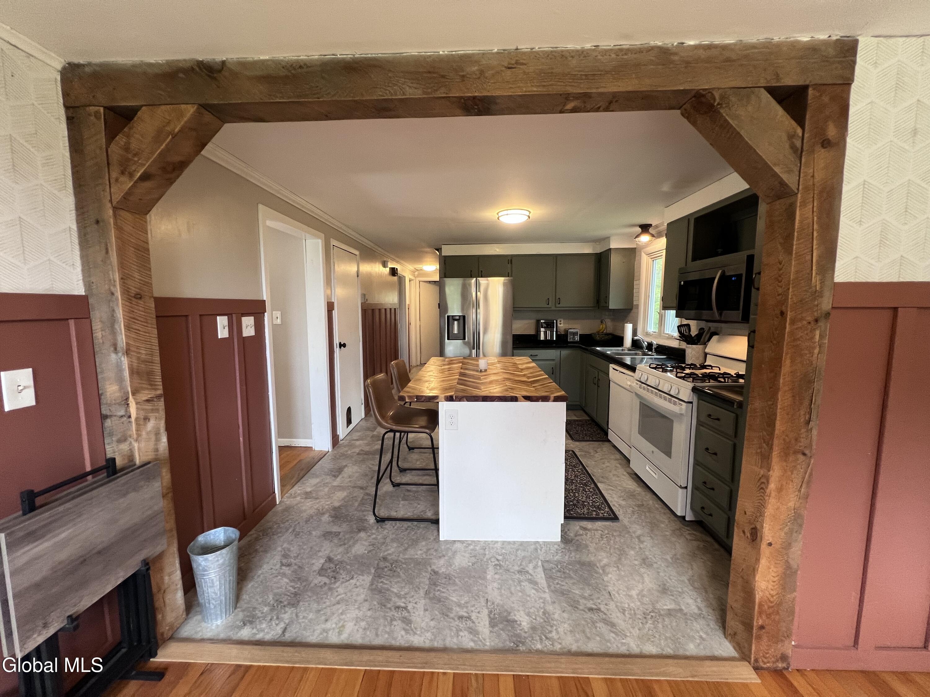 205 Deepkill Road Troy NY 12182