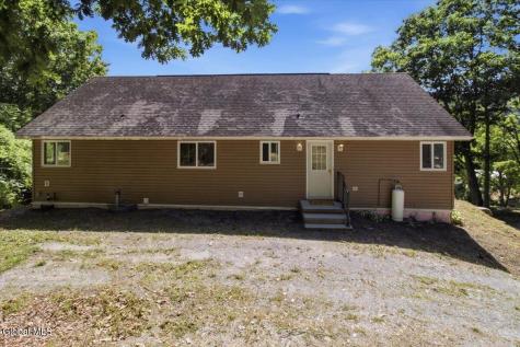 268 Fox Hollow Road Petersburgh NY 12138