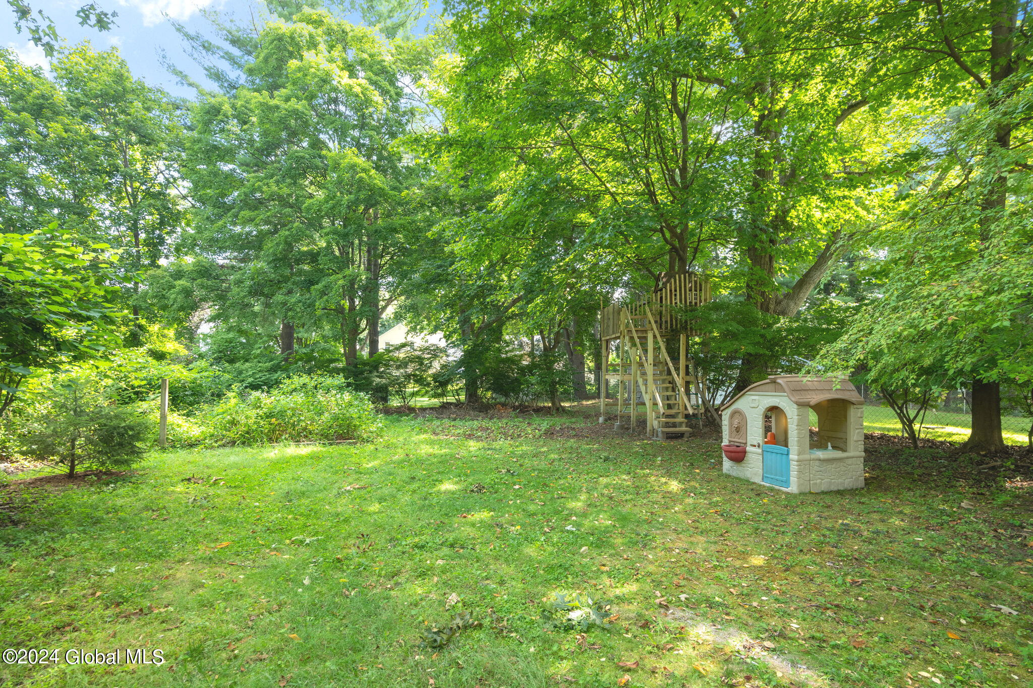 36 Elsmere Avenue Delmar NY 12054