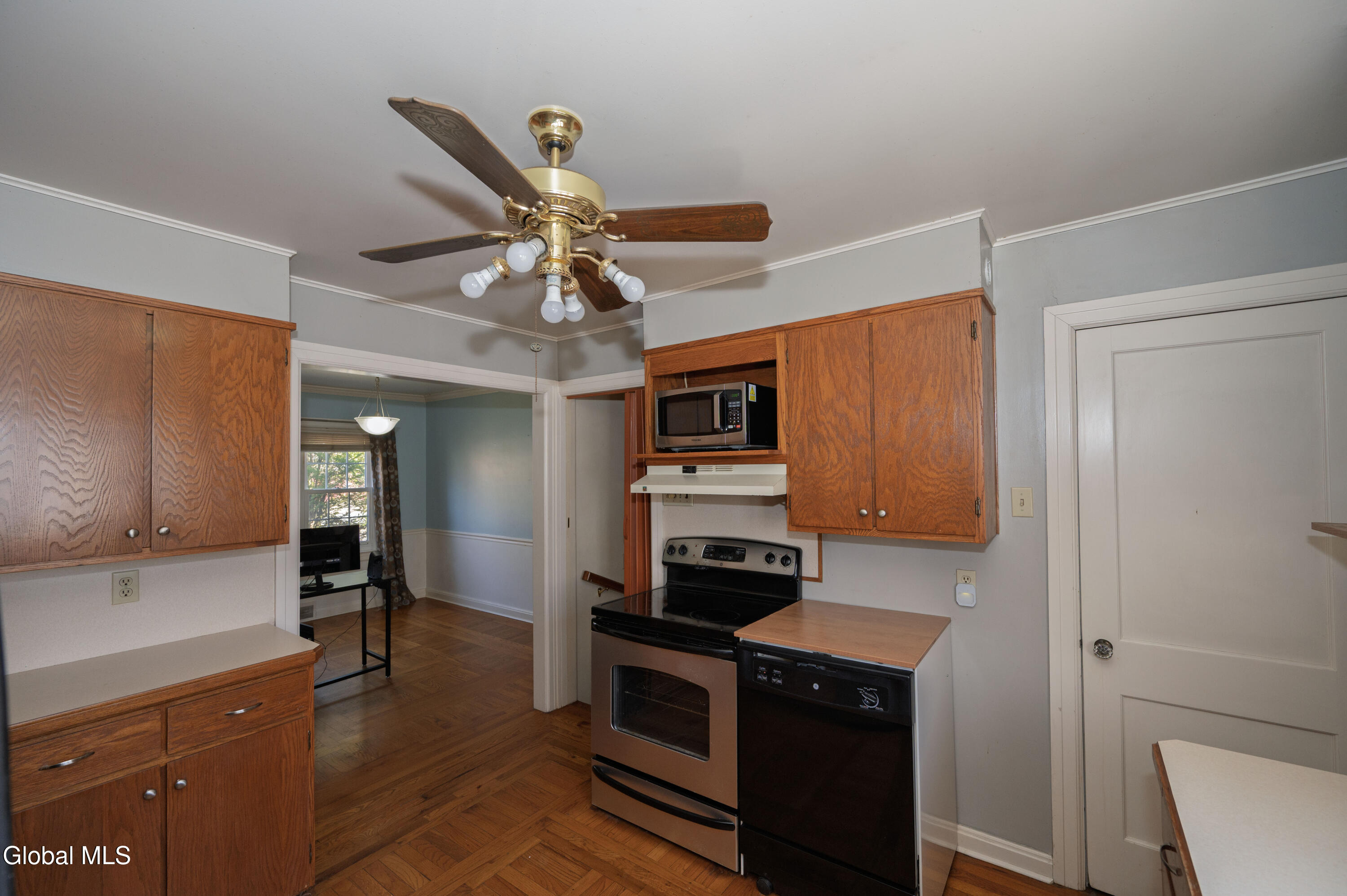 2814 Halsey Drive Schenectady NY 12304