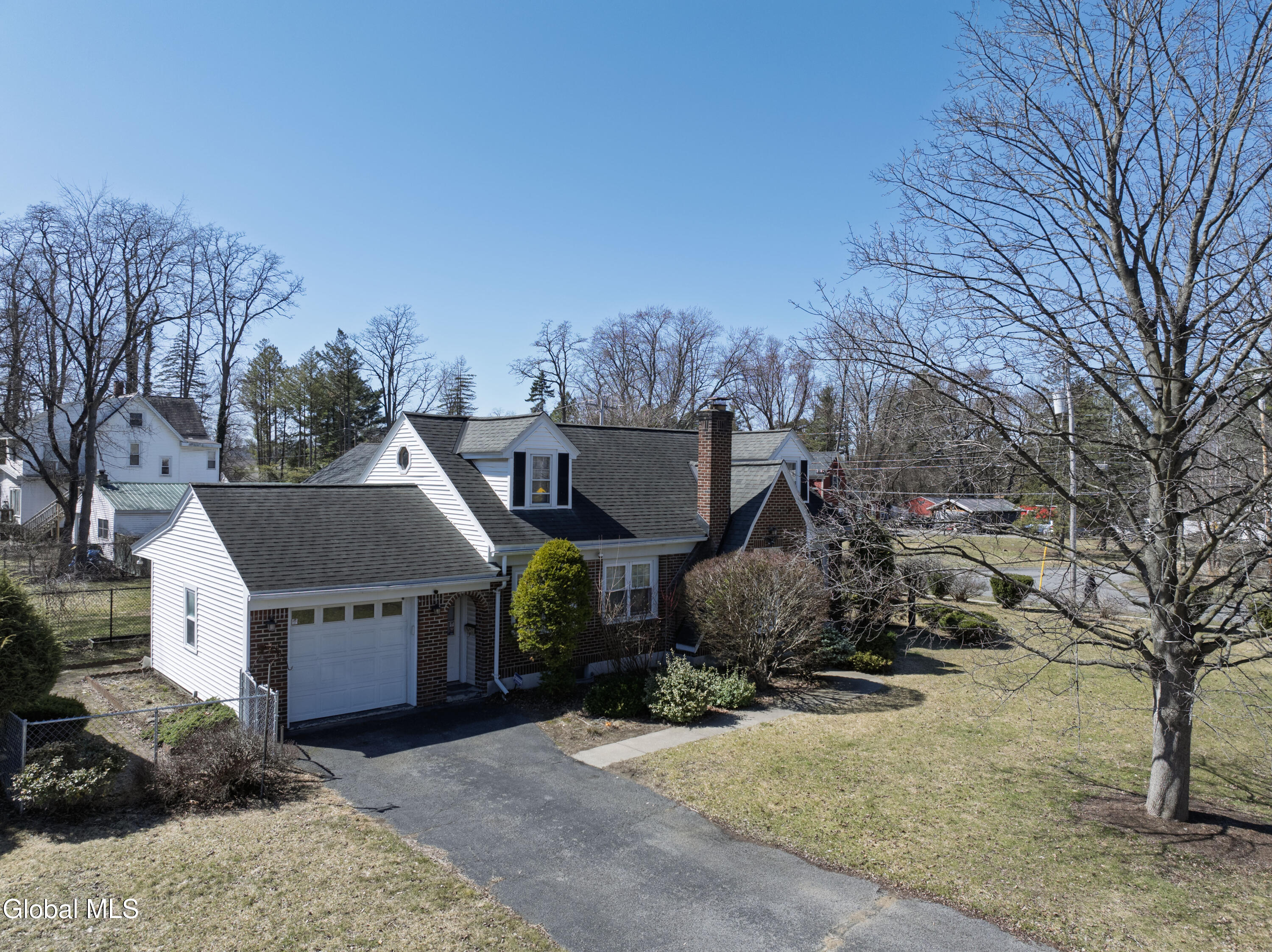 2814 Halsey Drive Schenectady NY 12304