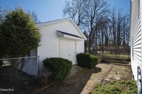 2814 Halsey Drive Schenectady NY 12304