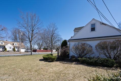 2814 Halsey Drive Schenectady NY 12304