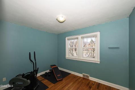 2814 Halsey Drive Schenectady NY 12304