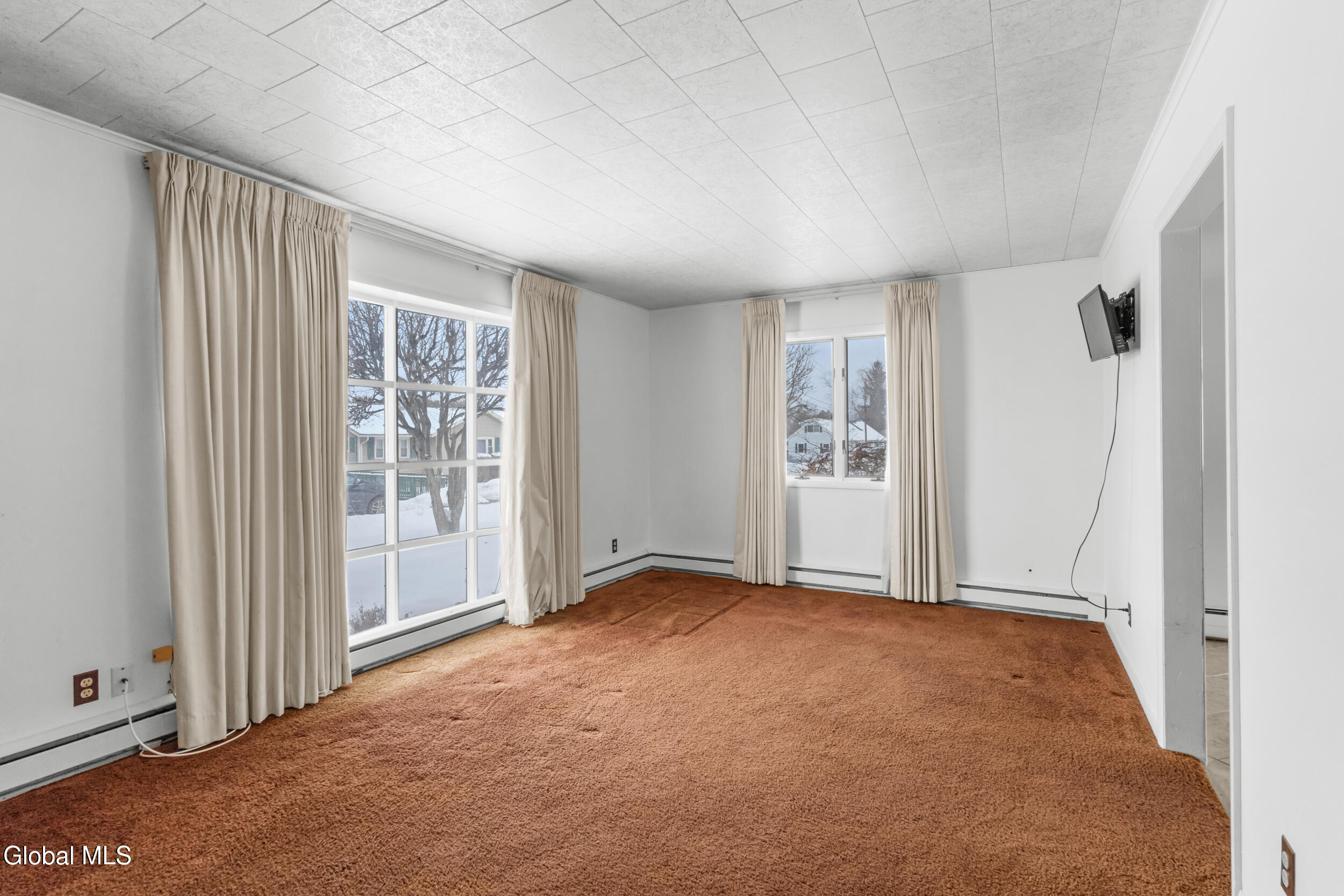 64 Schultze Street Canajoharie NY 13317