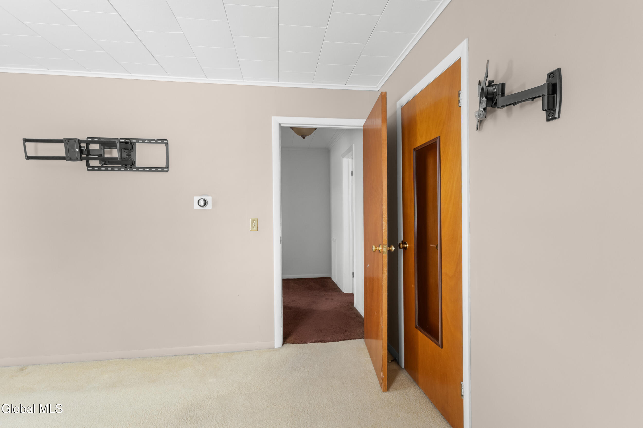 64 Schultze Street Canajoharie NY 13317