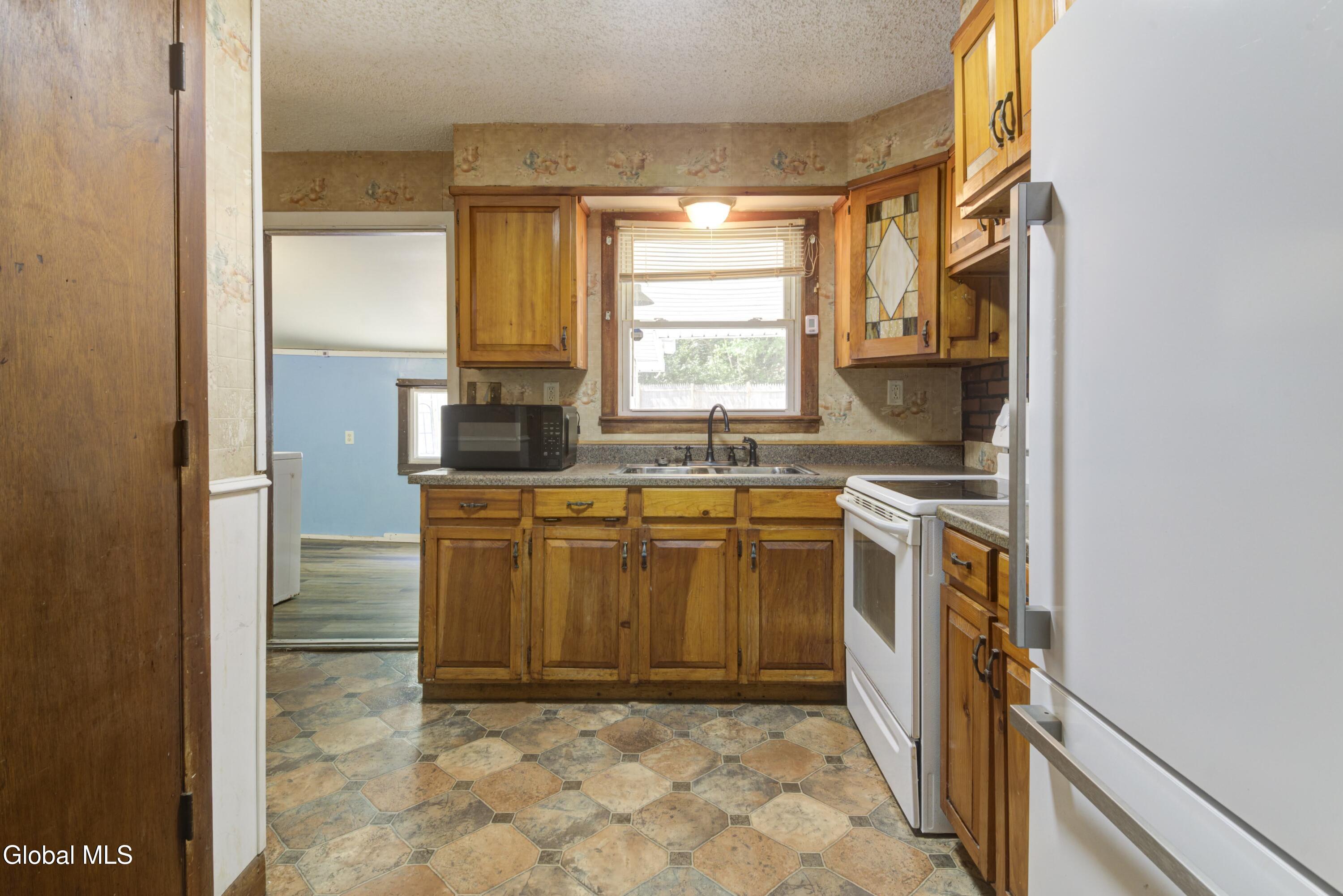 409 W Fulton Street Extension Gloversville NY 12078