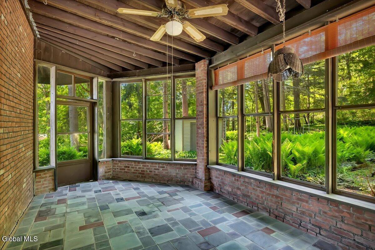 962 Main Street Clifton Park NY 12065