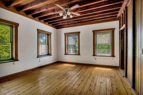 962 Main Street Clifton Park NY 12065