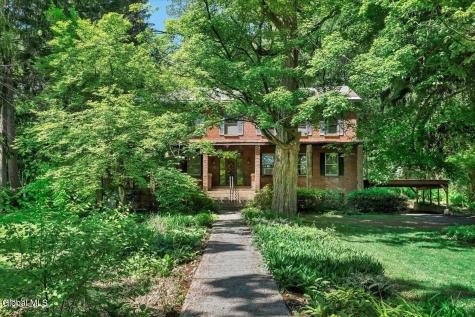 962 Main Street Clifton Park NY 12065