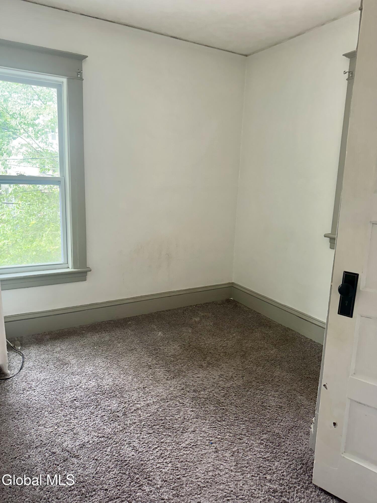 661 Myrtle Avenue Albany NY 12208