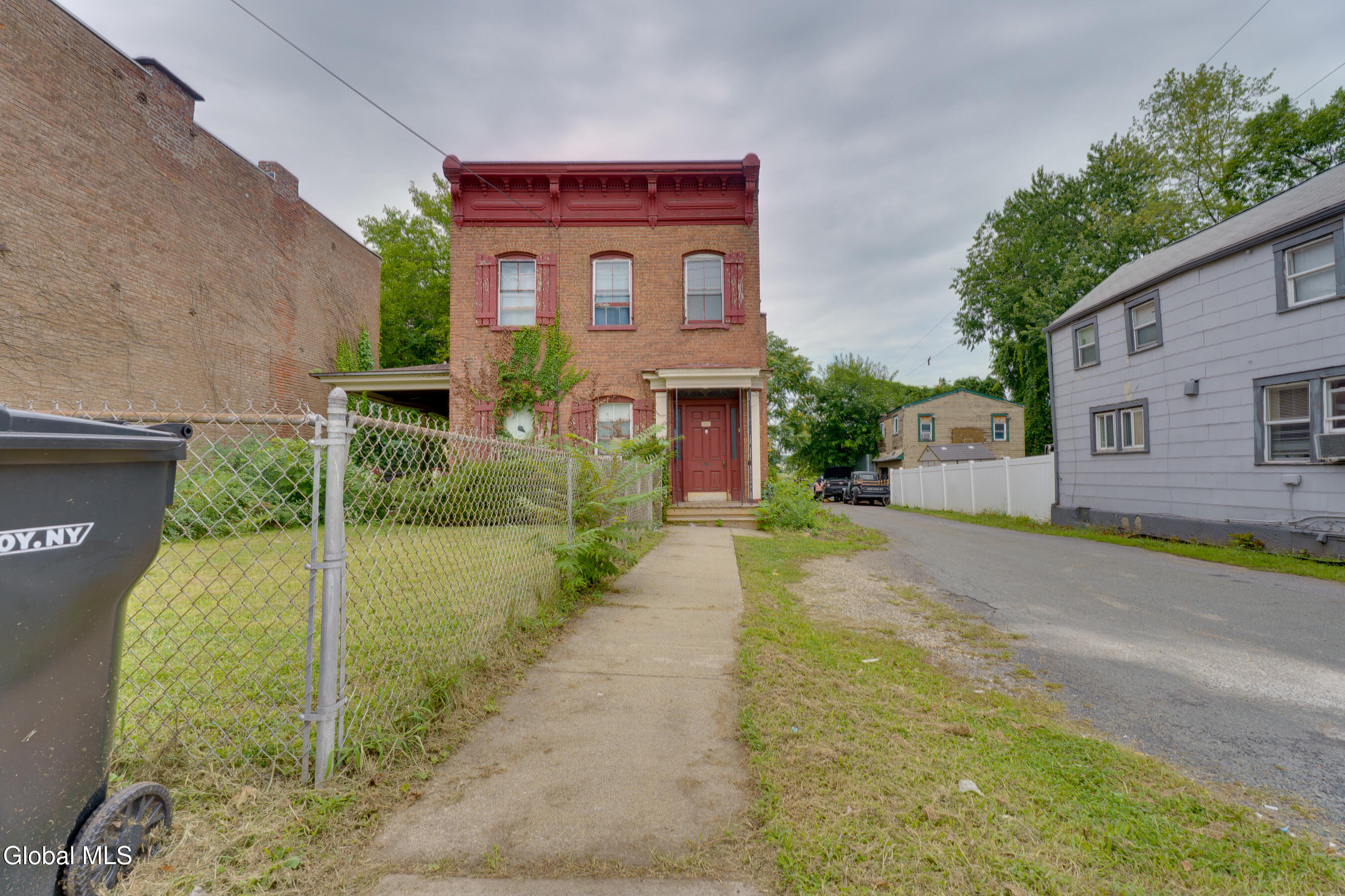 893 River Street Troy NY 12180